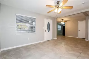 525 Braddock St S, Saint Petersburg, FL 33707 - Photo 13