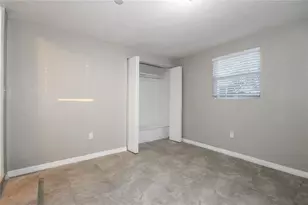 525 Braddock St S, Saint Petersburg, FL 33707 - Photo 11