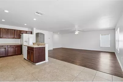 12034 Citrus Leaf Drive, Gibsonton, FL 33534 - Photo 13