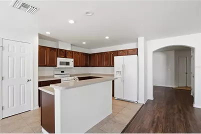 12034 Citrus Leaf Drive, Gibsonton, FL 33534 - Photo 17