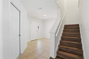 12034 Citrus Leaf Dr, Gibsonton, FL 33534 - Photo 11