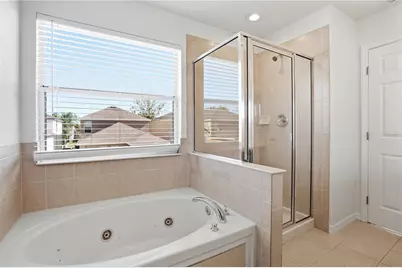 12034 Citrus Leaf Drive, Gibsonton, FL 33534 - Photo 31