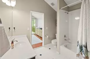 1096 New Castle Ln, Oviedo, FL 32765 - Photo 15