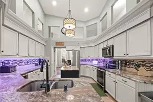 1096 New Castle Ln, Oviedo, FL 32765 - Photo 5