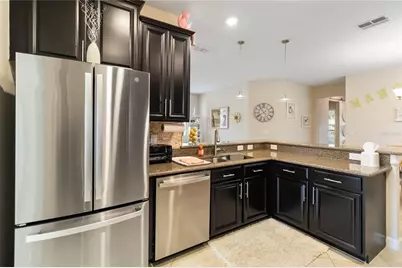 6805 Sundrop Street, Harmony, FL 34773 - Photo 9