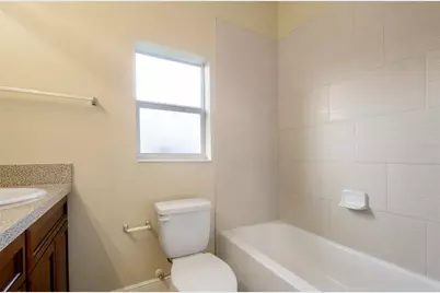 411 Blackbird Way, Kissimmee, FL 34759 - Photo 13