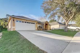 129 Compass Rose Dr Brook, Groveland, FL 34736 - Photo 3