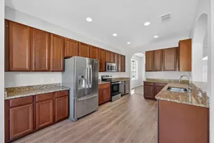 10874 Breaking Rocks Dr, Tampa, FL 33647 - Photo 7