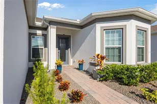 2575 Pine Preserve Ct, Saint Cloud, FL 34771 - Photo 3