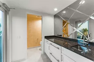 150 E Robinson St, Orlando, FL 32801 - Photo 31