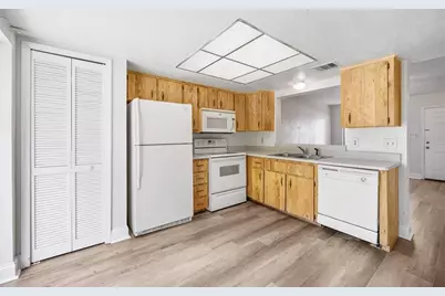 12062 Tift Circle, Orlando, FL 32826 - Photo 7