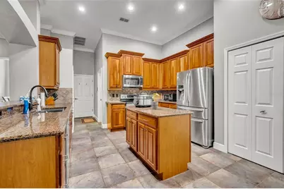 419 E Blue Water Edge Drive, Eustis, FL 32736 - Photo 11