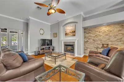 419 E Blue Water Edge Drive, Eustis, FL 32736 - Photo 3