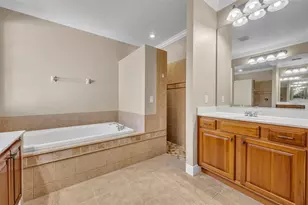 419 E Blue Water Edge Dr, Eustis, FL 32736 - Photo 17