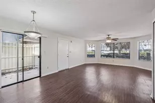 2902 Fox Squirrel Dr, Kissimmee, FL 34741 - Photo 5