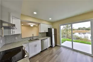 9872 Bubbling Brook Ct, Oviedo, FL 32765 - Photo 7