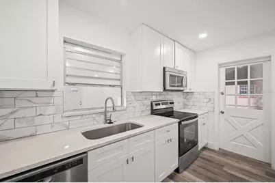 5925 Hilltop Lane W, Lakeland, FL 33809 - Photo 7