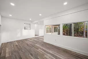 5925 Hilltop Ln W, Lakeland, FL 33809 - Photo 3