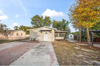 5925 Hilltop Lane W, Lakeland, FL 33809 - Photo 1