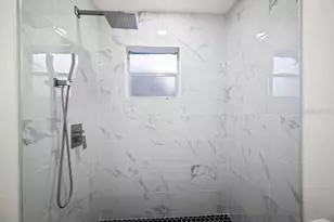 5925 Hilltop Ln W, Lakeland, FL 33809 - Photo 23