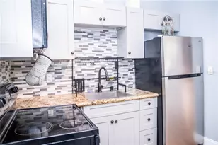 313 Center Ave, Daytona Beach, FL 32117 - Photo 13