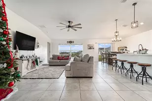 212 Pineywoods St, Saint Cloud, FL 34772 - Photo 3