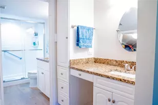 5656 Sheffield Greene Cir, Sarasota, FL 34235 - Photo 11