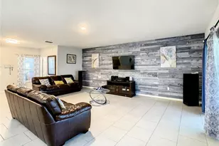 2742 Parkfield Rd, Saint Cloud, FL 34772 - Photo 9