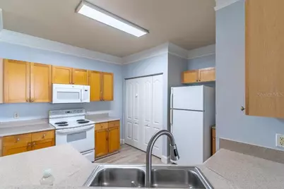 8848 Villa View Circle #304, Orlando, FL 32821 - Photo 7