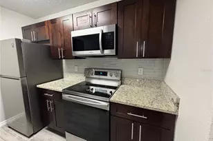 4740 Walden Cir, Orlando, FL 32811 - Photo 11