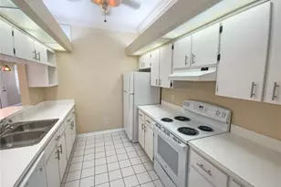 2843 Thaxton Dr, Palm Harbor, FL 34684 - Photo 9