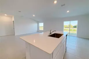 2818 Pennachio Dr, Lake Wales, FL 33853 - Photo 7