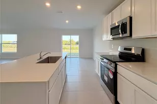 2818 Pennachio Dr, Lake Wales, FL 33853 - Photo 3