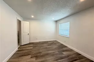 3207 Chariot Pl, Orlando, FL 32818 - Photo 13