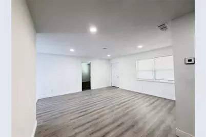 3207 Chariot Place, Orlando, FL 32818 - Photo 3