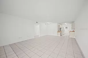 655 E Rosewood Ln, Tavares, FL 32778 - Photo 3