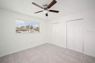 655 E Rosewood Ln, Tavares, FL 32778 - Photo 13