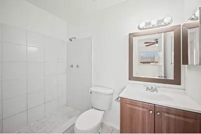 655 E Rosewood Lane, Tavares, FL 32778 - Photo 15