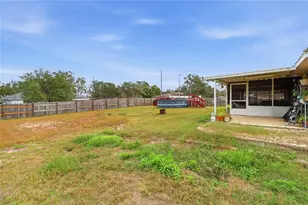 502 S Dixie Dr, Howey in the Hills, FL 34737 - Photo 23