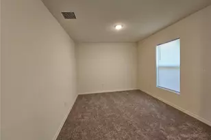 32 Ramrock Ln, Palm Coast, FL 32164 - Photo 5