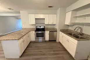 301 Lesesne St, Kissimmee, FL 34744 - Photo 7