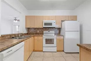 495 Las Cortes Ln, Orlando, FL 32824 - Photo 9