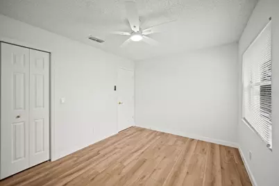 3215 Pine Club Drive, Plant City, FL 33566 - Photo 29