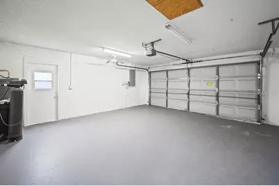 3215 Pine Club Drive, Plant City, FL 33566 - Photo 35