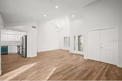 3215 Pine Club Drive, Plant City, FL 33566 - Photo 5