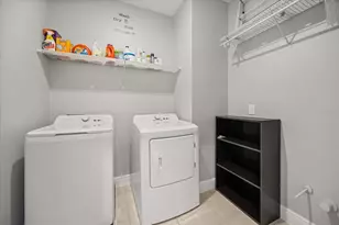 2135 Standing Rock Cir, Oakland, FL 34787 - Photo 25