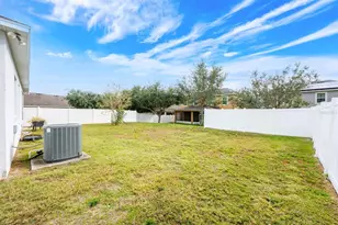 124 Maravilla Way, Groveland, FL 34736 - Photo 27