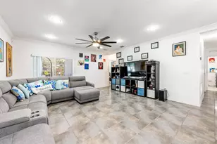 124 Maravilla Way, Groveland, FL 34736 - Photo 13