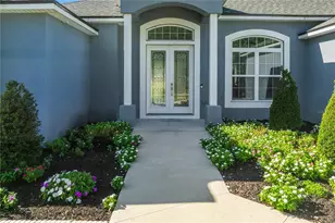 2502 Lake Front Dr, Lake Wales, FL 33898 - Photo 5