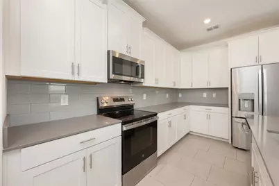 3135 Camden Way, Davenport, FL 33837 - Photo 7